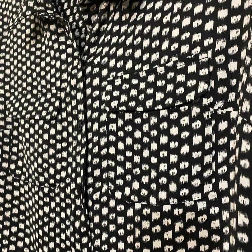 Liverpool Black and White Allover Print Button Up Top With Double Flap Pockets - Picture 6 of 15